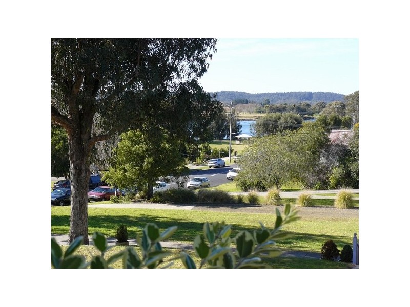 15 River Street, Moruya NSW 2537