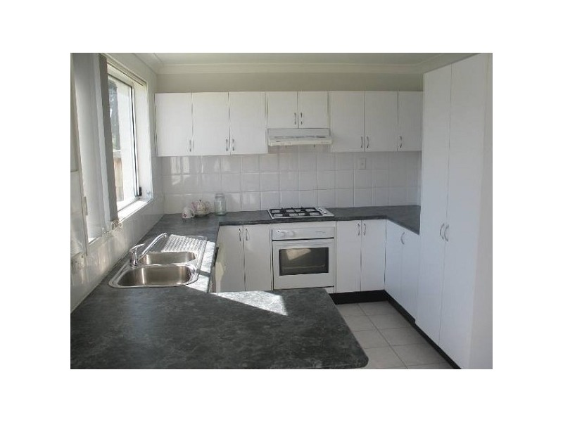 33 Yellowgum Avenue, Rouse Hill NSW 2155