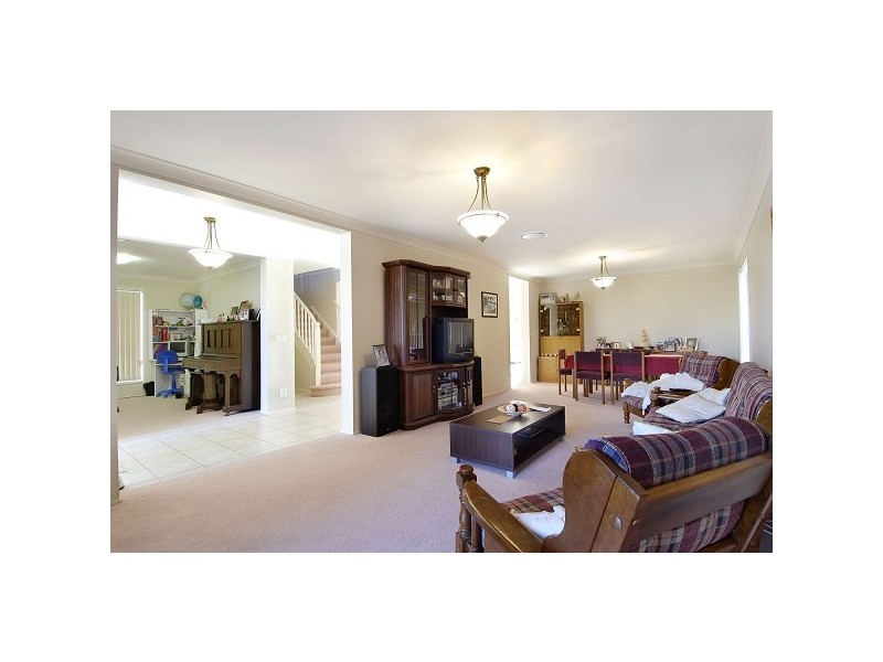 6 Java Place, Beaumont Hills NSW 2155