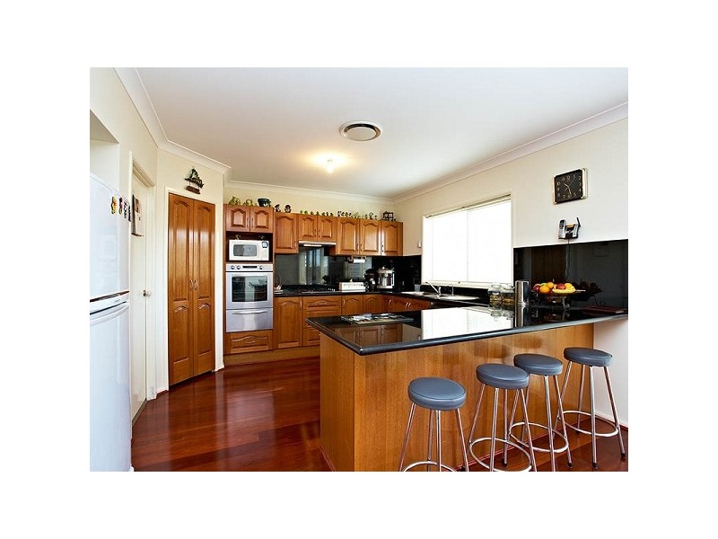 41 Softwood Ave, Beaumont Hills NSW 2155