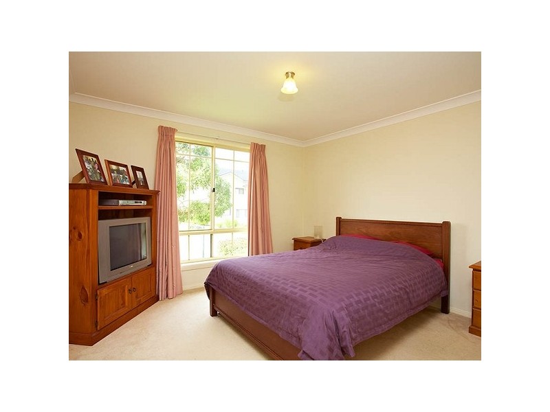 16 Falkirk Court, Kellyville NSW 2155