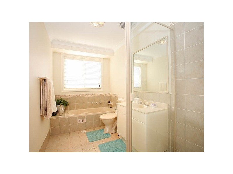 35 Ipswich Ave, Glenwood NSW 2768