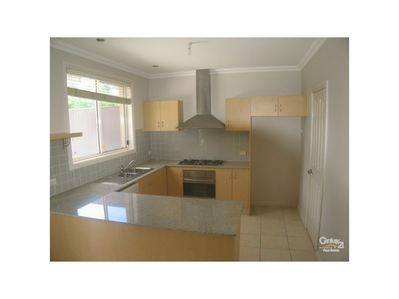 9 / 11 Harrington Ave, Castle Hill NSW 2154