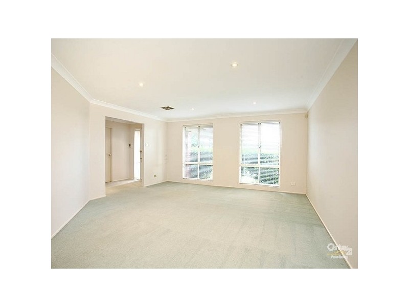 17 Yellowgum Ave, Rouse Hill NSW 2155