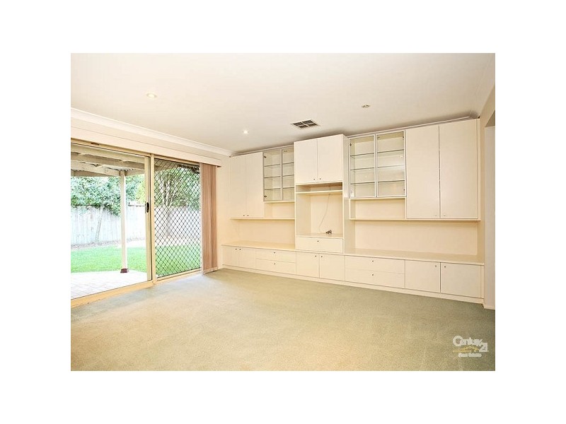 17 Yellowgum Ave, Rouse Hill NSW 2155