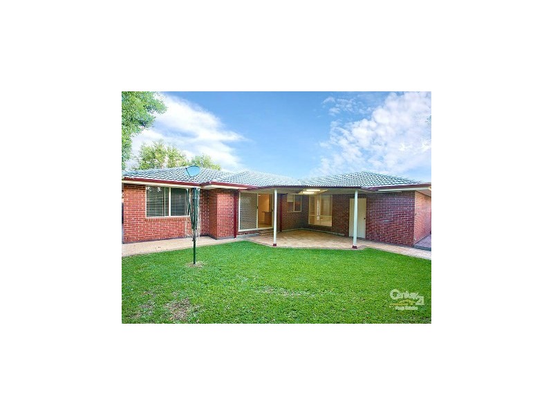 17 Yellowgum Ave, Rouse Hill NSW 2155