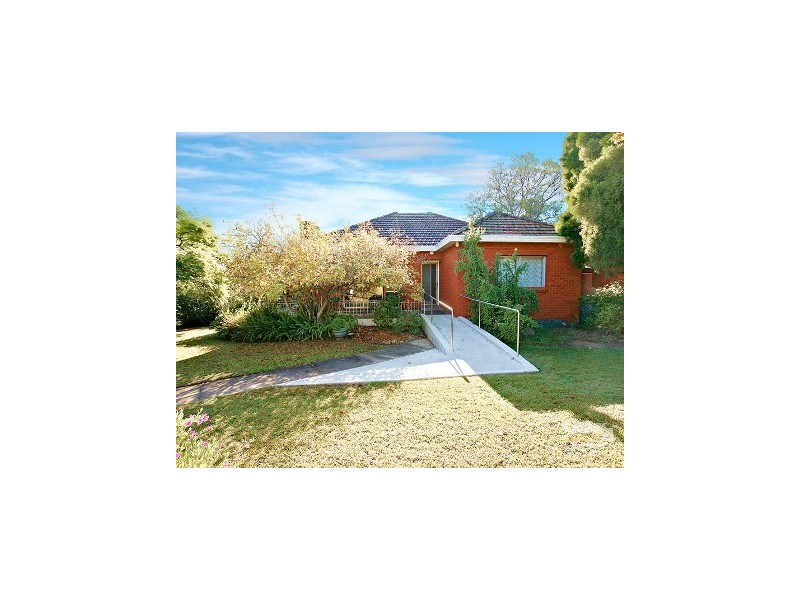 6 Cecil Ave, Castle Hill NSW 2154