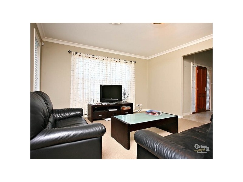 28 Cattai Creek Drive, Kellyville NSW 2155