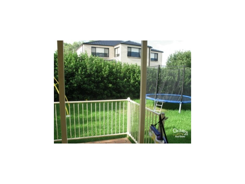 8 Pluto Court, Glenwood NSW 2768