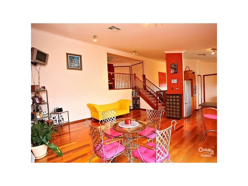 27 Carnival Way, Beaumont Hills NSW 2155