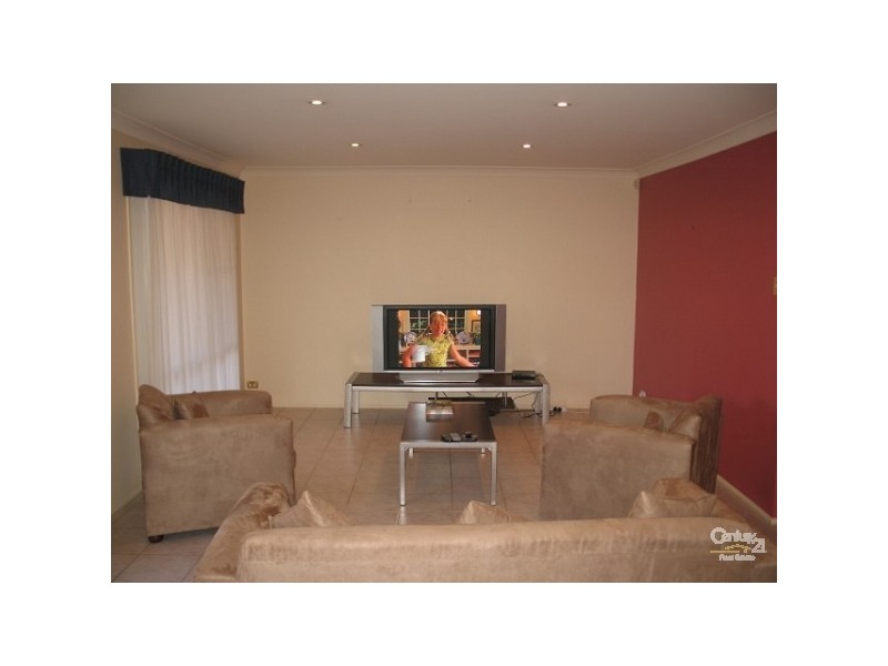 21 Atlantic Place, Beaumont Hills NSW 2155