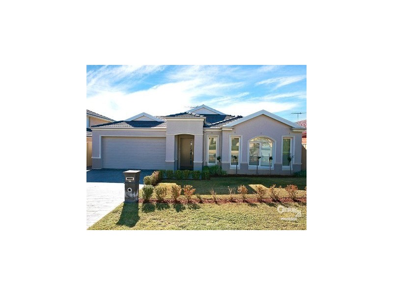 14 Honeyeater Cres, Beaumont Hills NSW 2155