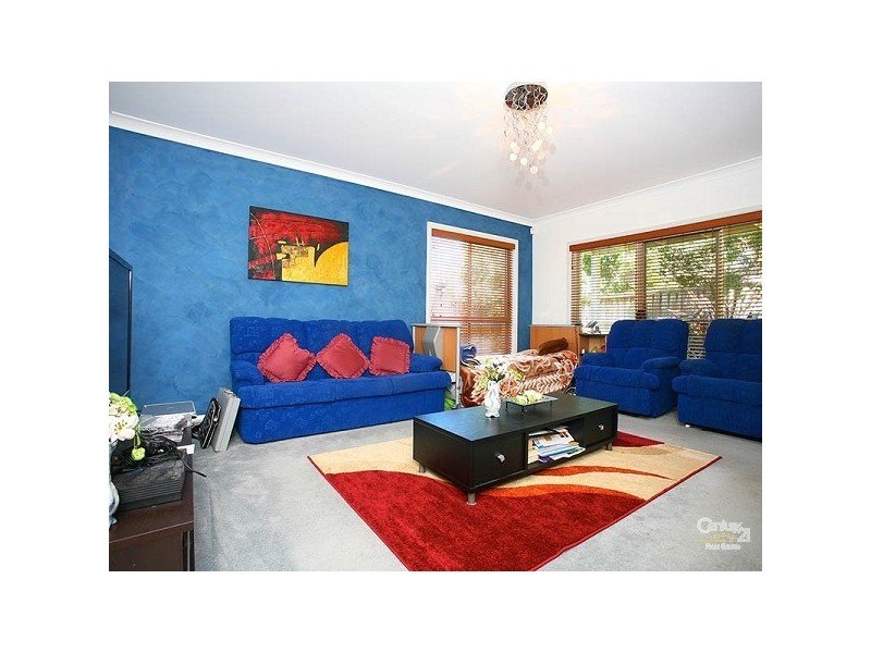 15 Newbury Ave, Stanhope Gardens NSW 2768
