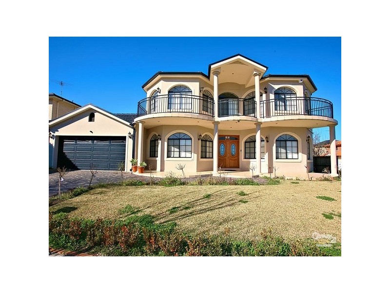 6 Drummond Rd, Beaumont Hills NSW 2155