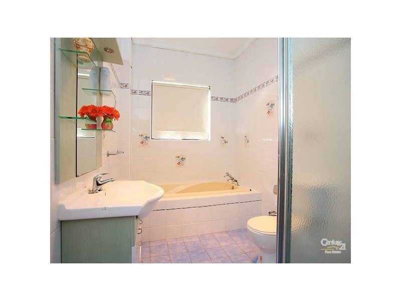 6 Drummond Rd, Beaumont Hills NSW 2155