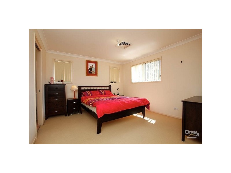 1 Cressy Ave, Beaumont Hills NSW 2155