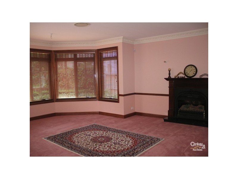100 Perisher Rd, Beaumont Hills NSW 2155