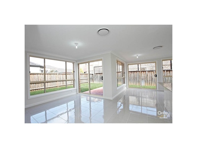11 Cradle Close, Beaumont Hills NSW 2155