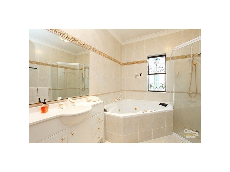 7 Balmoral Rd, Kellyville NSW 2155