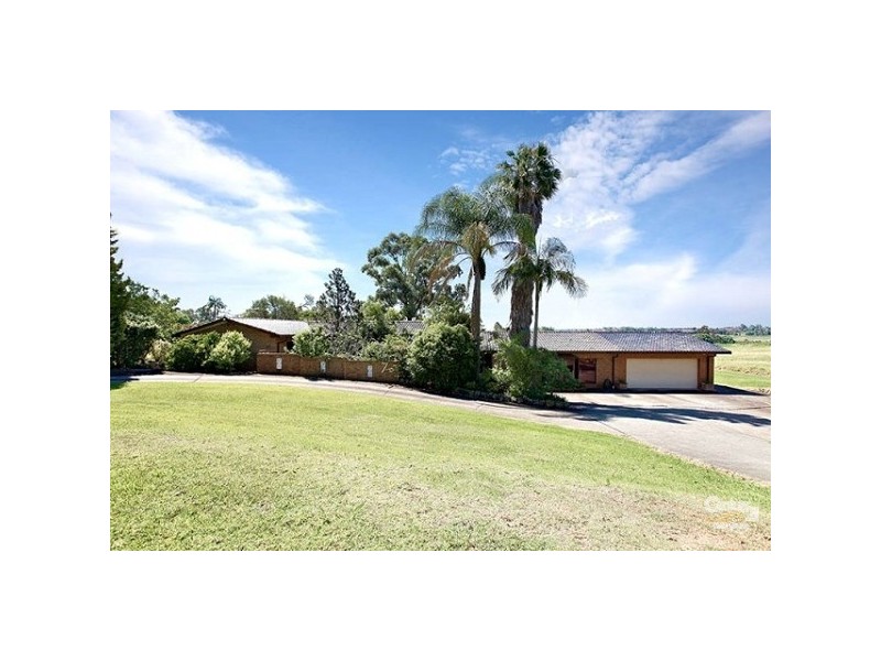 7 Balmoral Rd, Kellyville NSW 2155