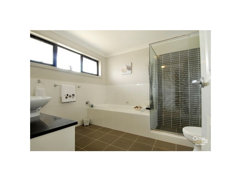 32 Castleford Tce, Stanhope Gardens NSW 2768