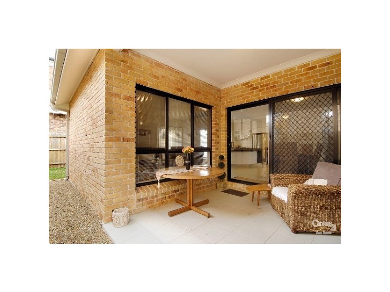 32 Castleford Tce, Stanhope Gardens NSW 2768