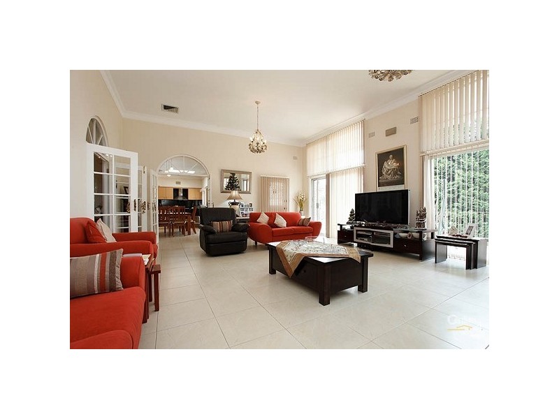 5-9 Evesham Court, Baulkham Hills NSW 2153