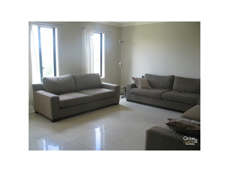 18 Clonmore St, Kellyville Ridge NSW 2155