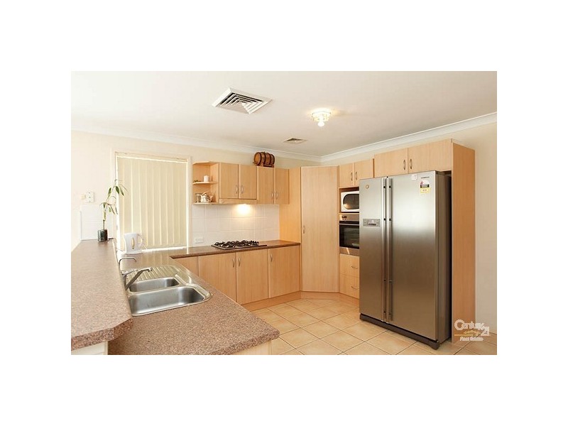 1 Cressy Ave, Beaumont Hills NSW 2155