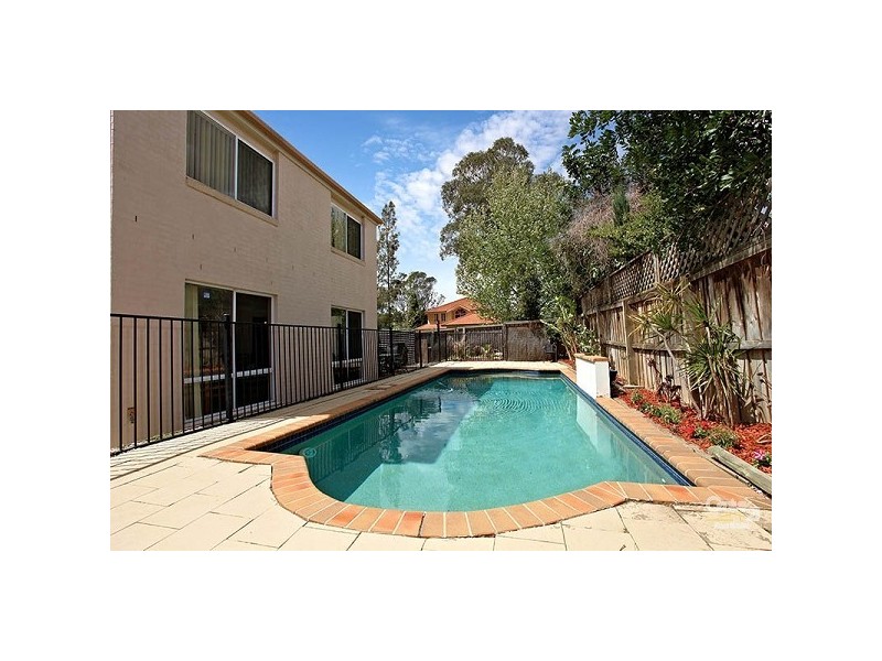 1 Cressy Ave, Beaumont Hills NSW 2155