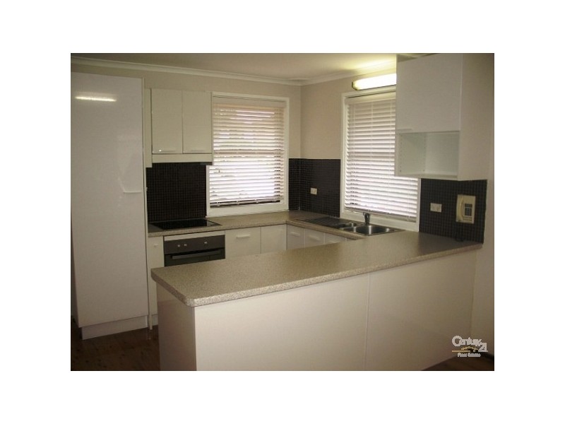 19 Robinson St, Riverstone NSW 2765