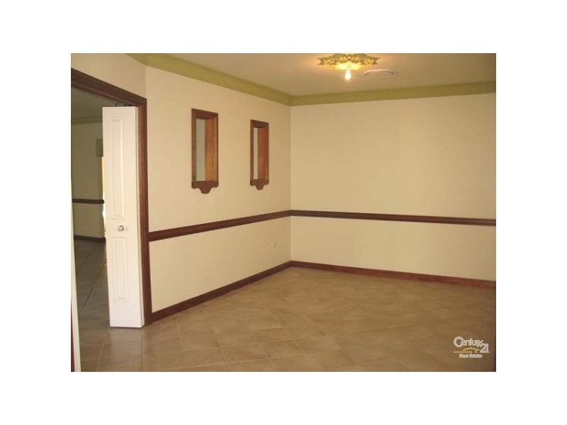 11 Strachan Court, Kellyville NSW 2155