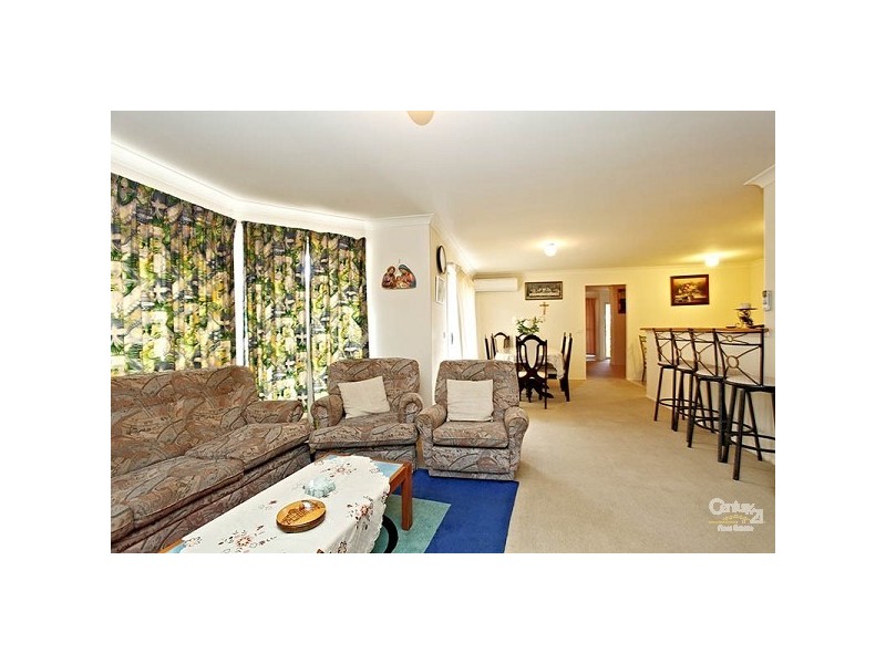 11 Martens Cct, Kellyville NSW 2155