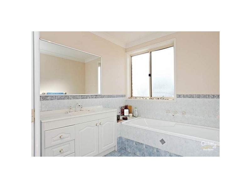 10 Ramillies Way, Beaumont Hills NSW 2155