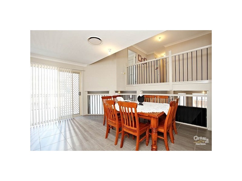 8 Henfield Street, Stanhope Gardens NSW 2768