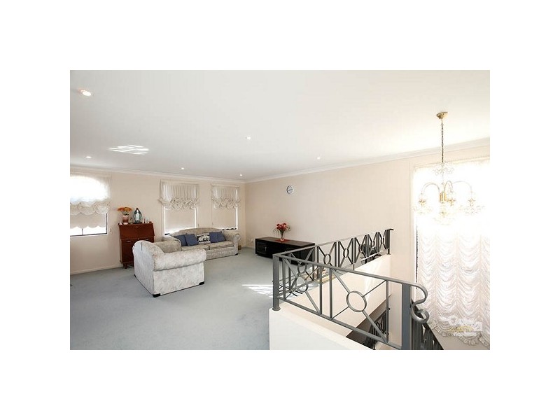 5 Manor St, Kellyville Ridge NSW 2155