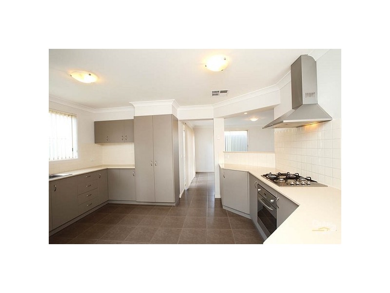 24 Valis Rd, Glenwood NSW 2768