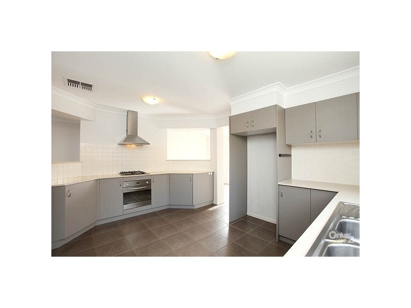 24 Valis Rd, Glenwood NSW 2768