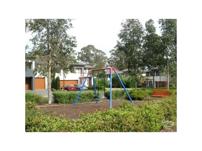 70 Treetop Cct, Quakers Hill NSW 2763