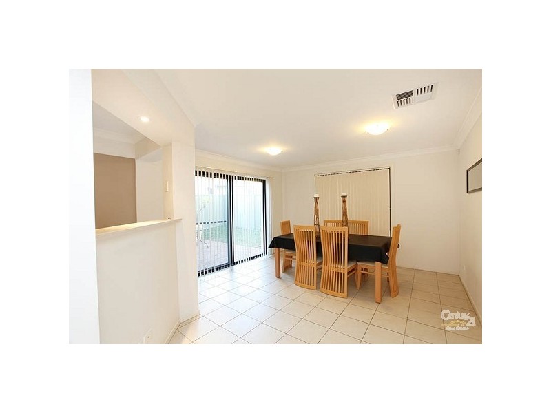 8 Valis Rd, Glenwood NSW 2768