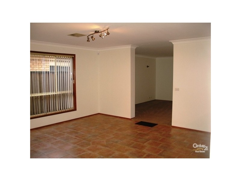 4 Diggins Street, Beaumont Hills NSW 2155