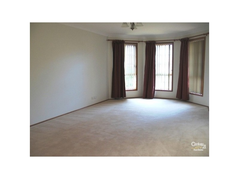 4 Diggins Street, Beaumont Hills NSW 2155