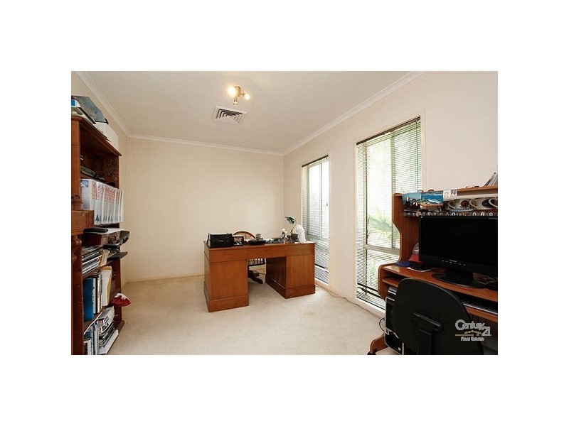 7 Ramillies Way, Beaumont Hills NSW 2155