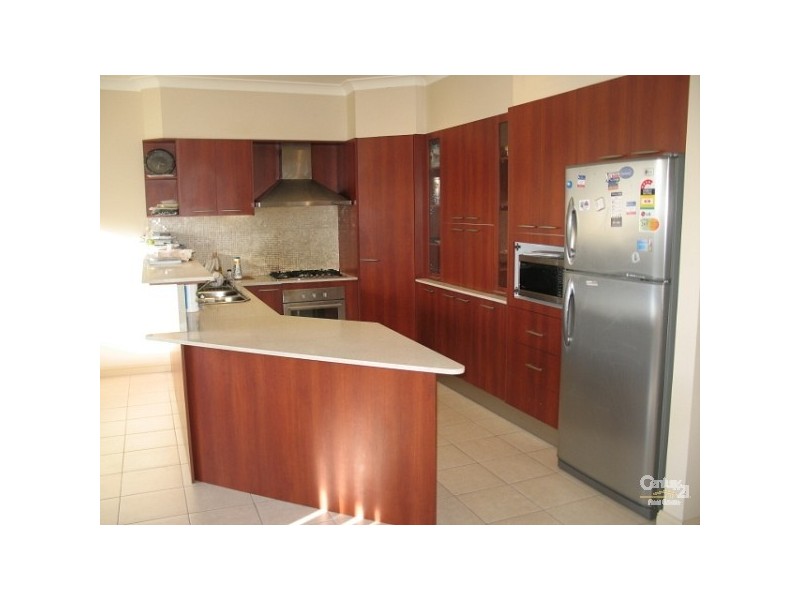 1 St Paul Ave, Castle Hill NSW 2154