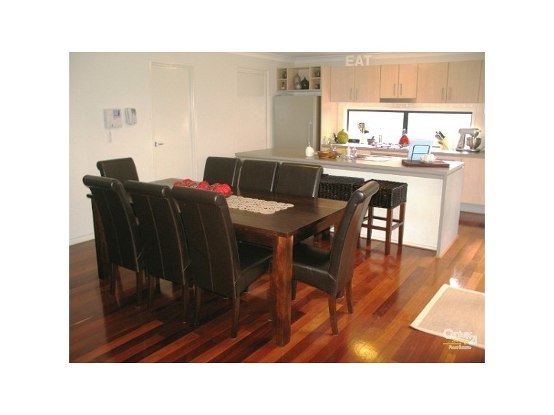 70 TreeTop Cct, Quakers Hill NSW 2763