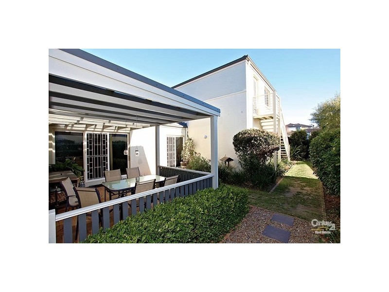 28 Rothbury Tce, Stanhope Gardens NSW 2768