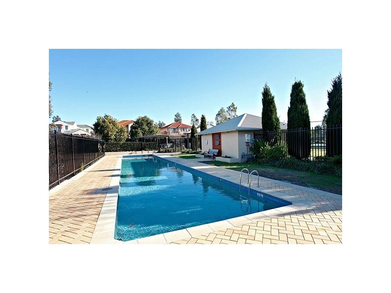 28 Rothbury Tce, Stanhope Gardens NSW 2768