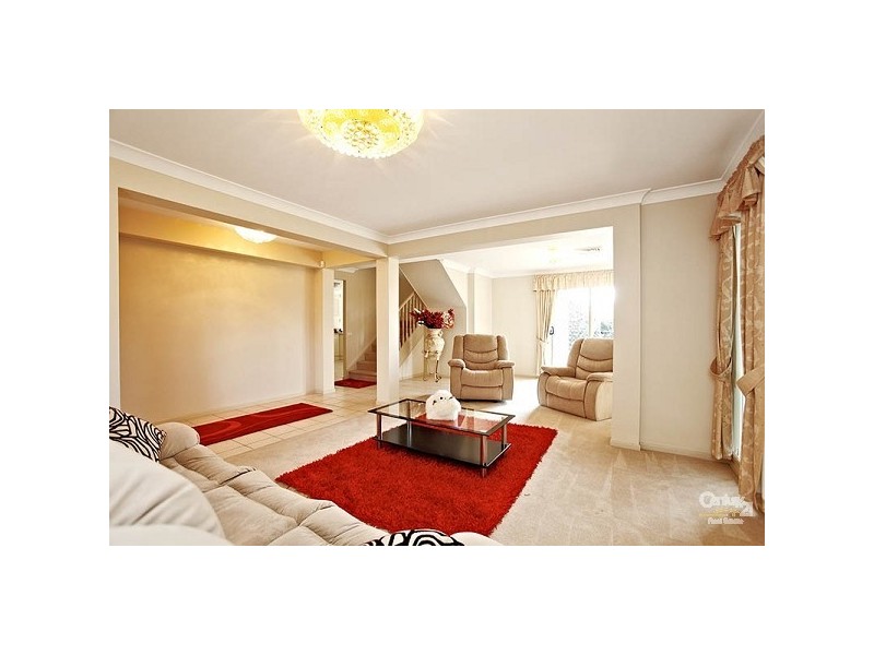 2 Zenith Ct, Glenwood NSW 2768