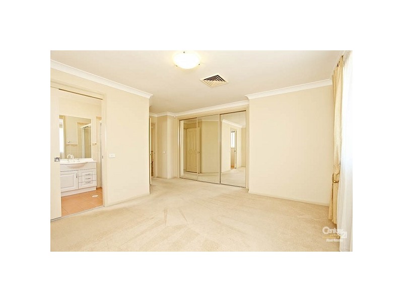 2 Zenith Ct, Glenwood NSW 2768