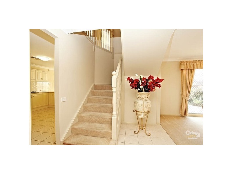 2 Zenith Ct, Glenwood NSW 2768